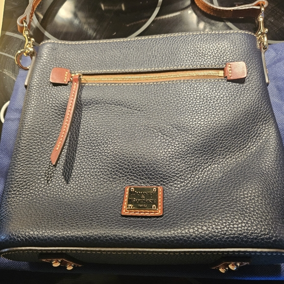 Dooney & Bourke Pebble Grain Zip  Midnight Blue Color Crossbody - Picture 9 of 10